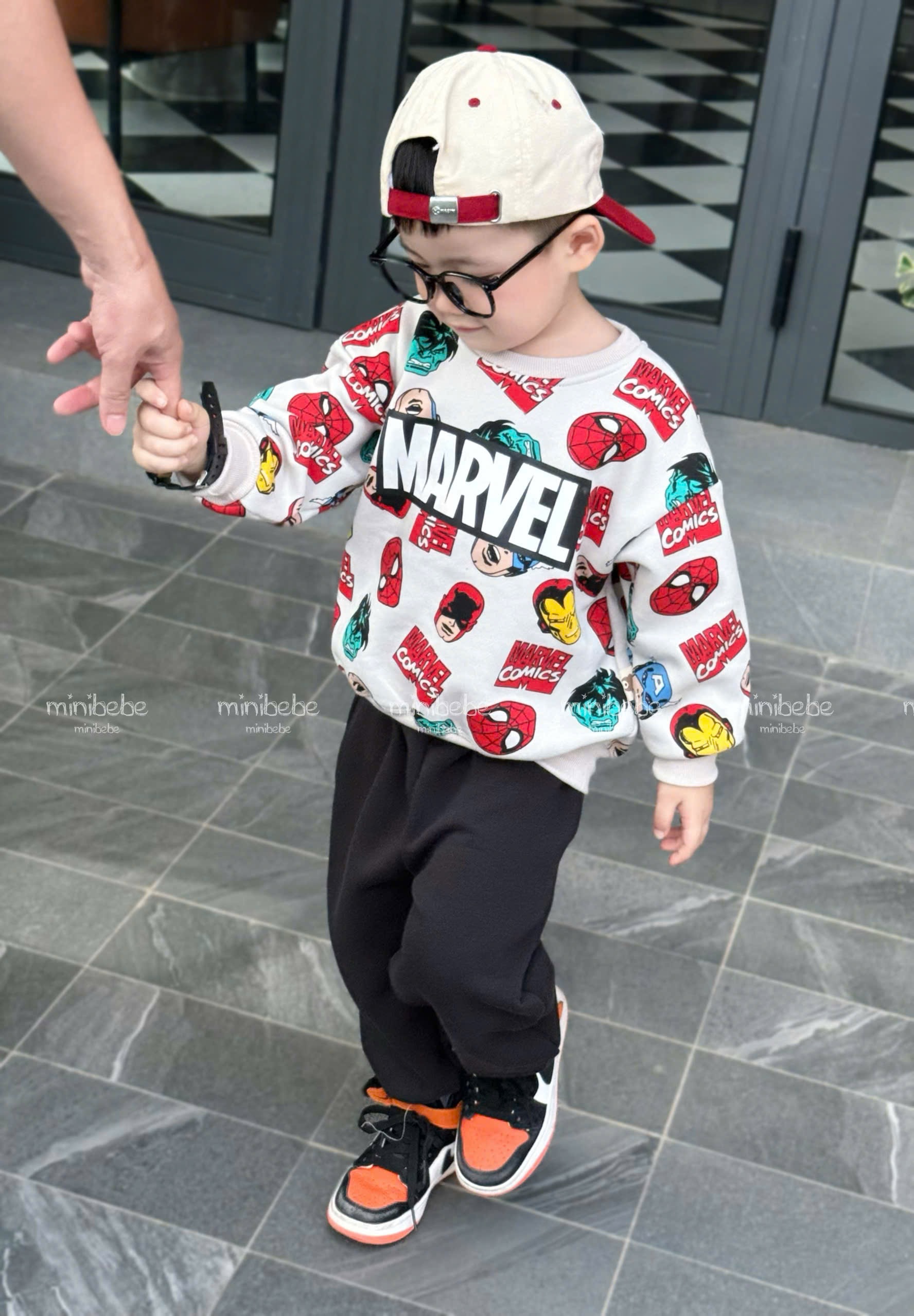 Bt744- bộ nỉ bông Marvel chữ ngực nhiều màu mix quần đen