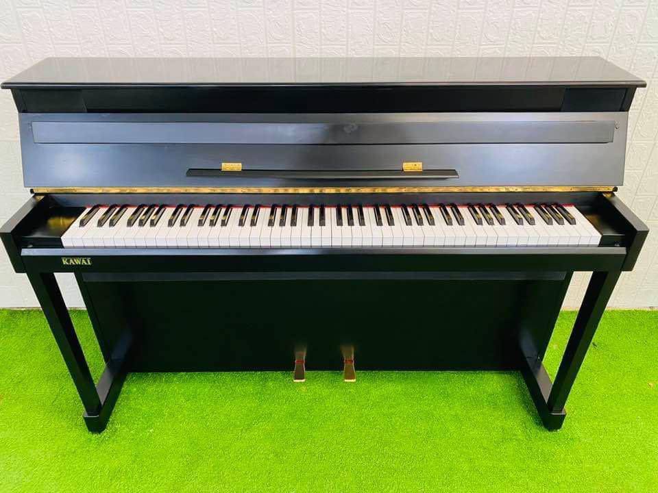 PIANO KAWAI HE10