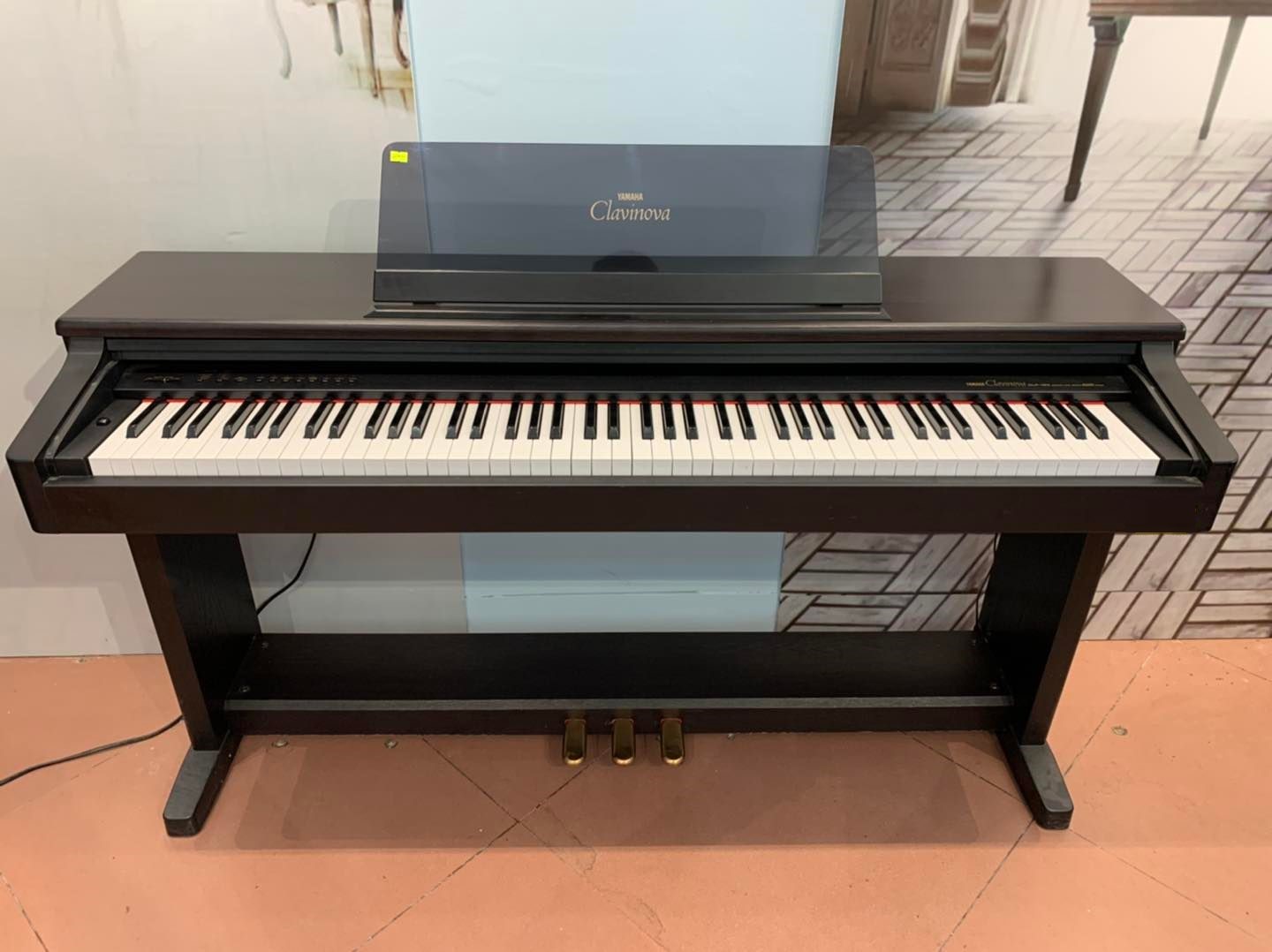PIANO YAMAHA CLP123