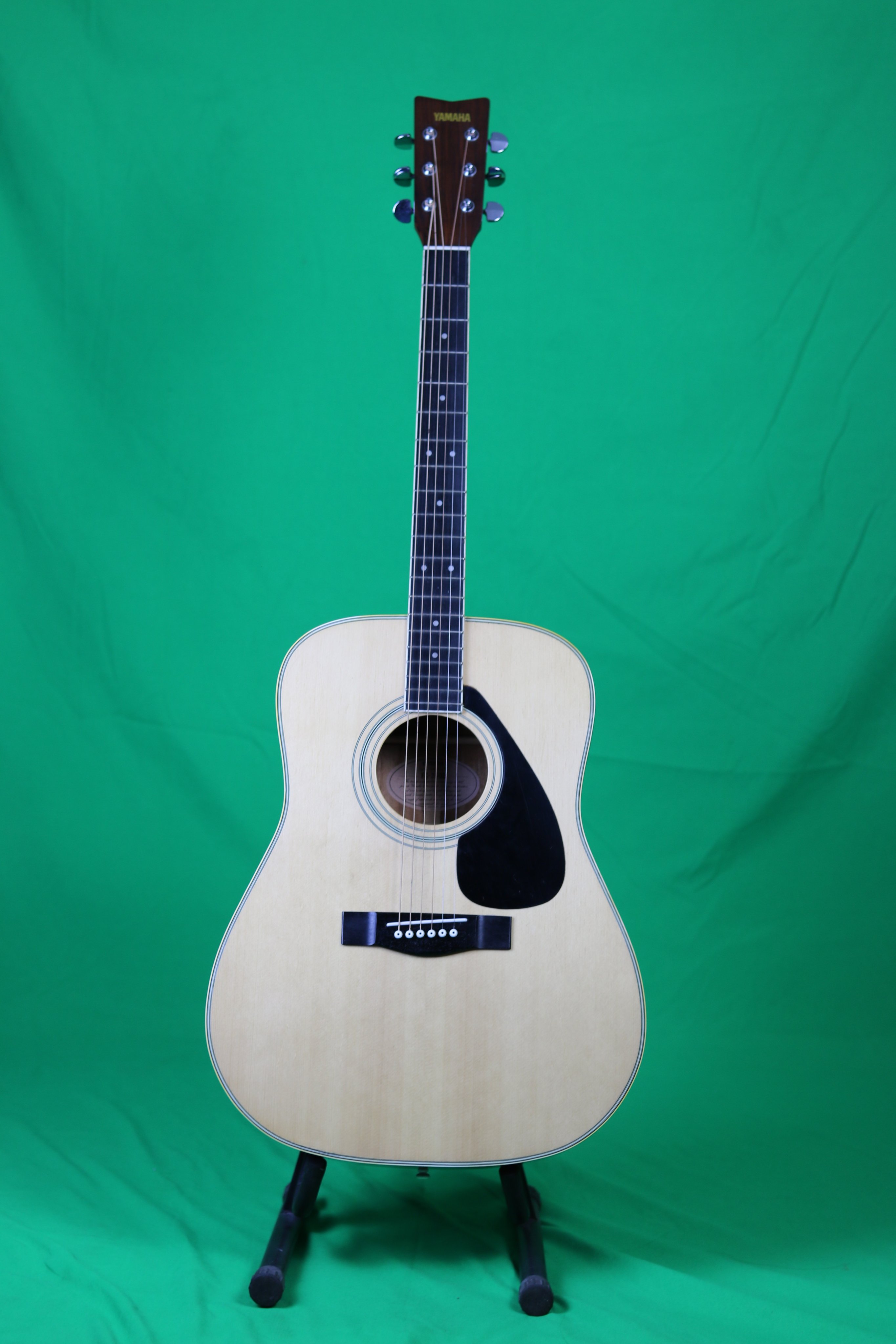 Đàn guitar acoustic YAMAHA FG-200D-
