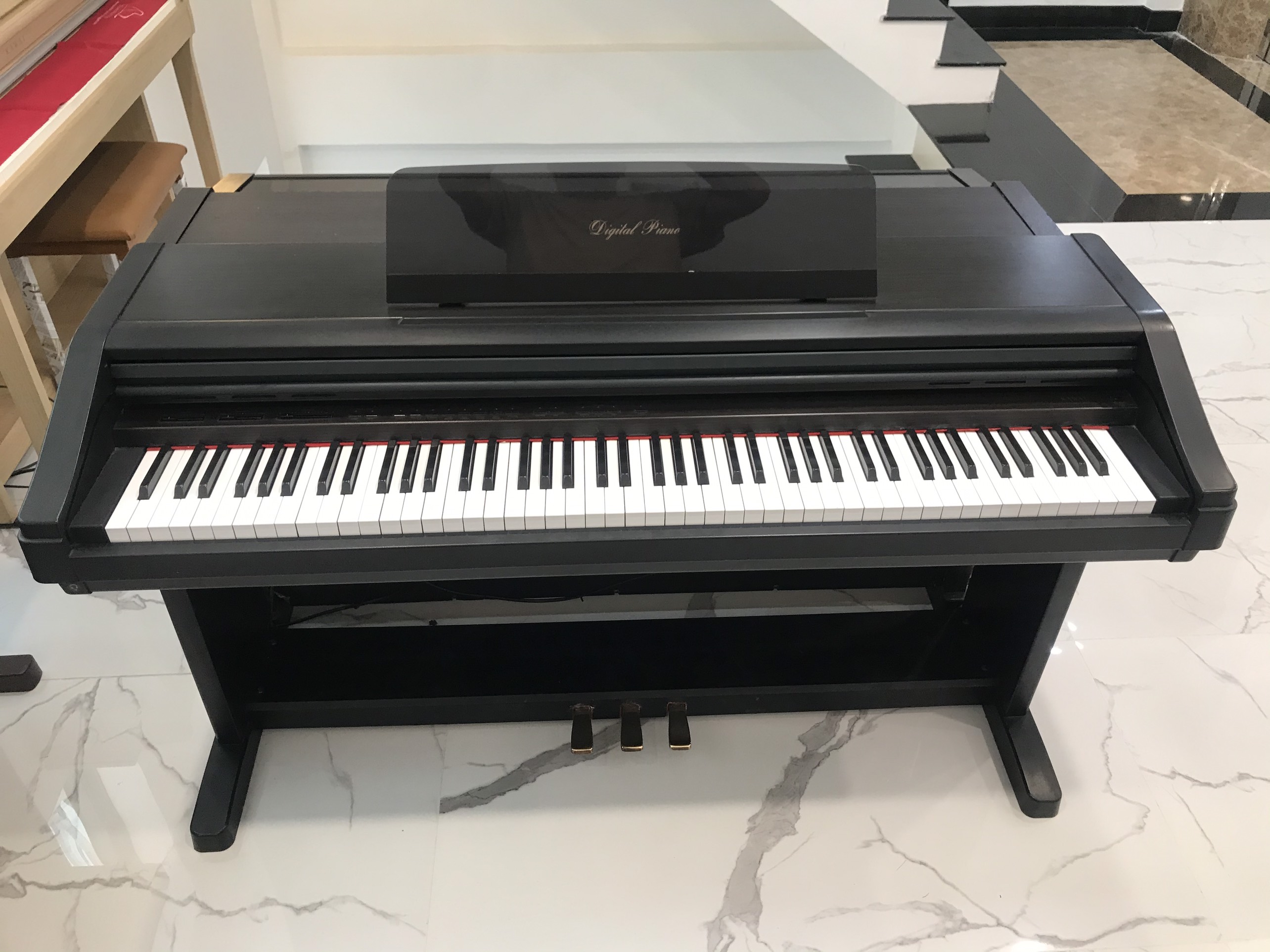 ピアノ　KAWAI　PW600