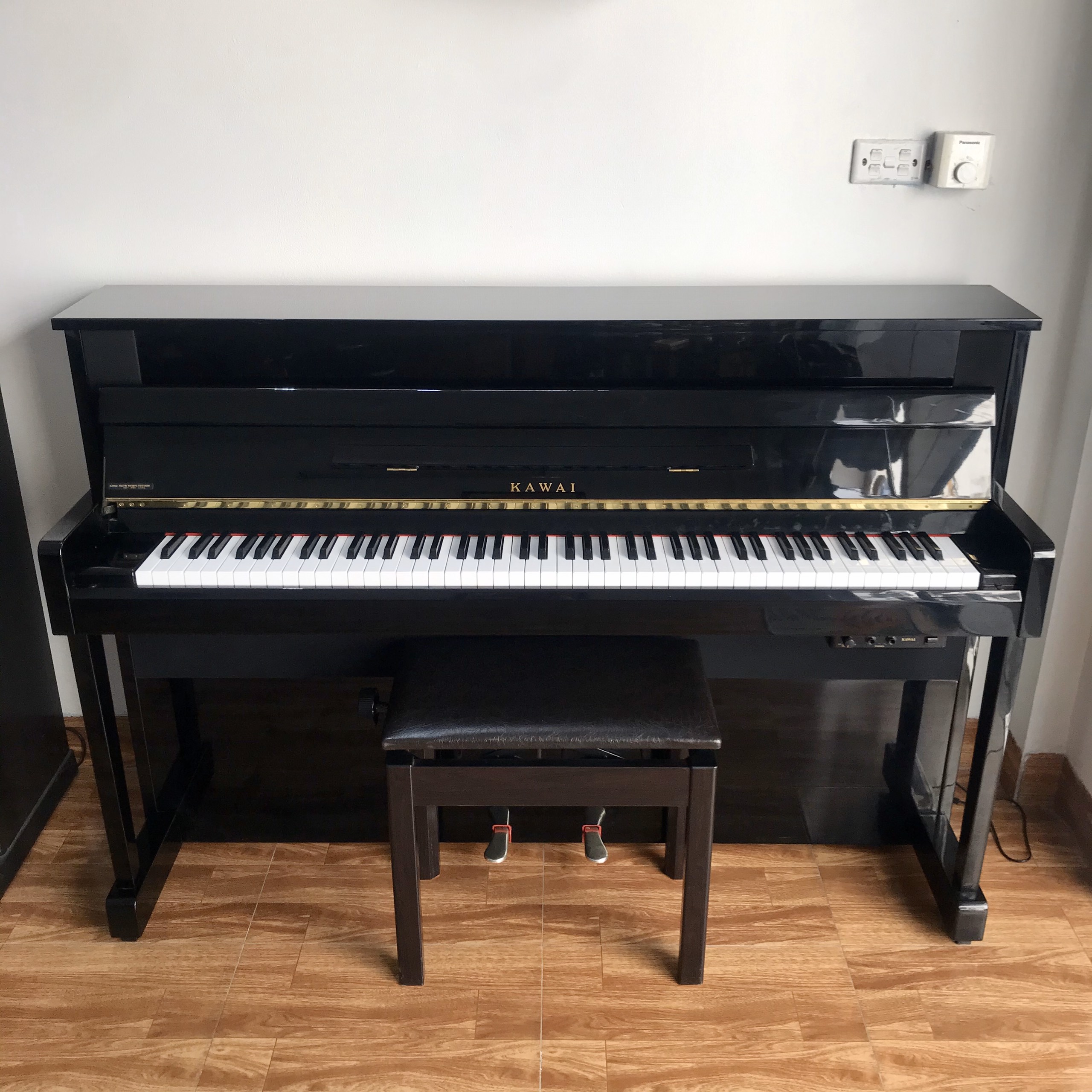 PIANO KAWAI HA11P