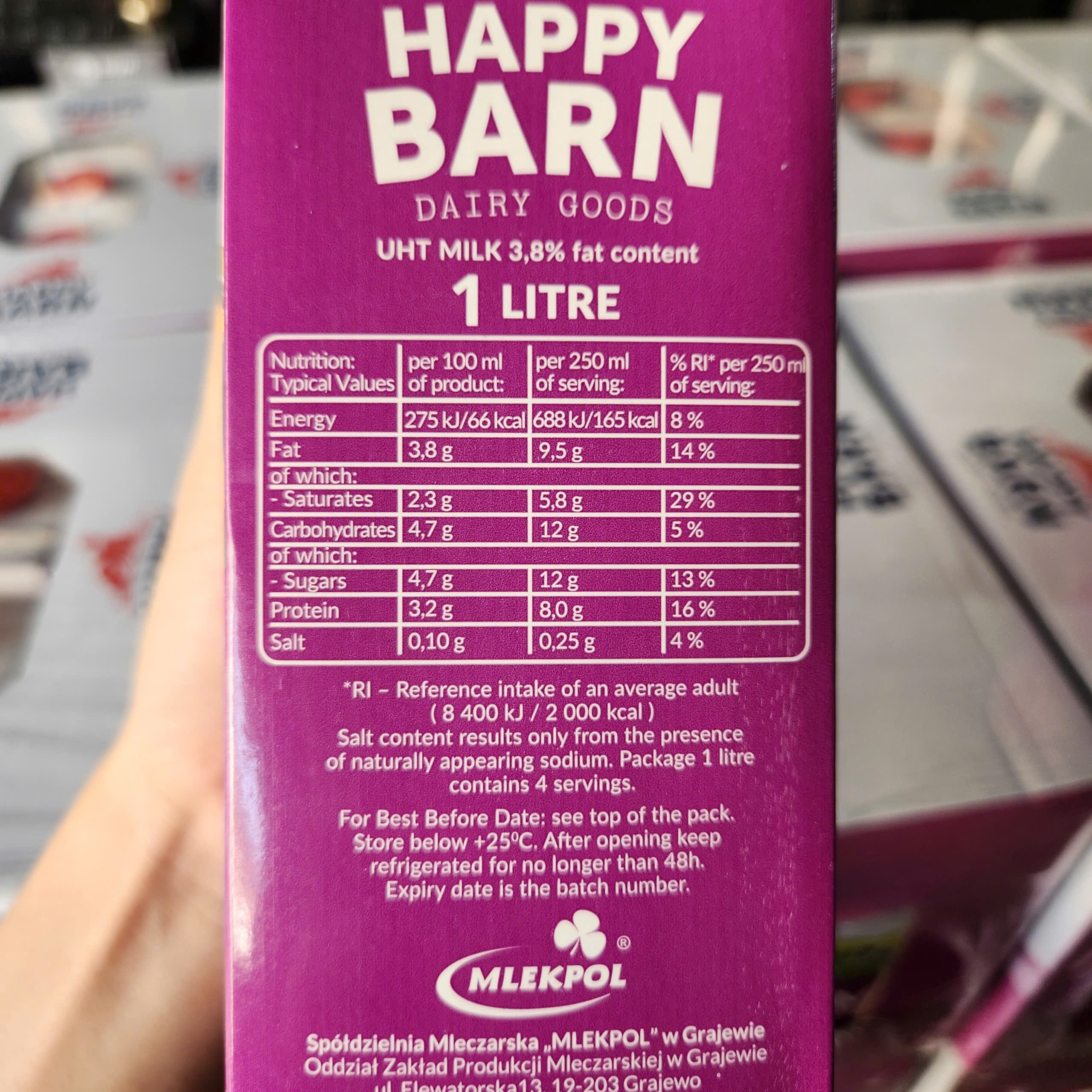 Sữa tươi nguyên kem Happy Barn 3.8% 1L