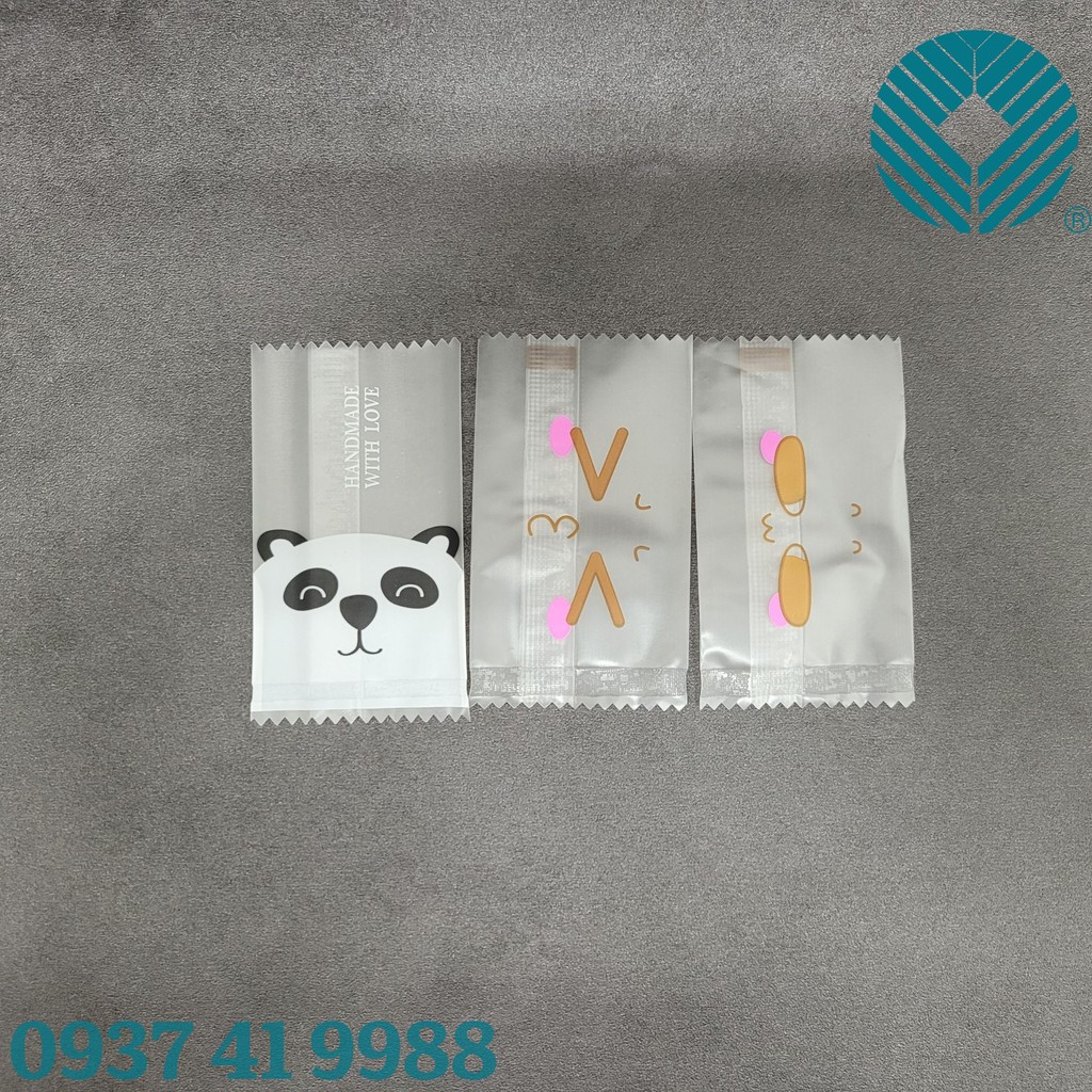 Túi hàn kẹo nougat 4x9.5cm mèo thần tài đỏ (Xấp 100)