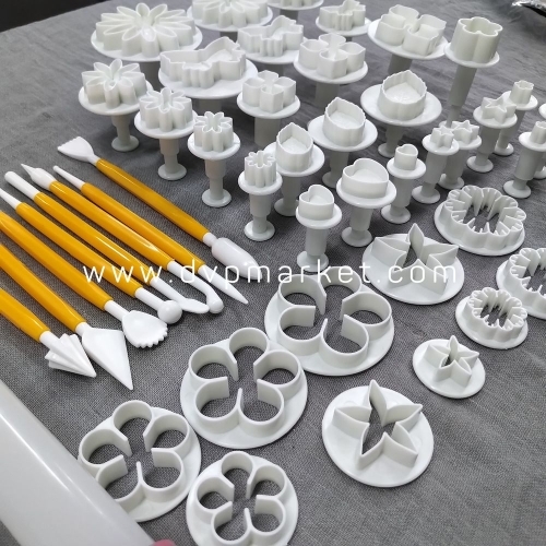 Bộ cutter tạo hình fondant 46 món