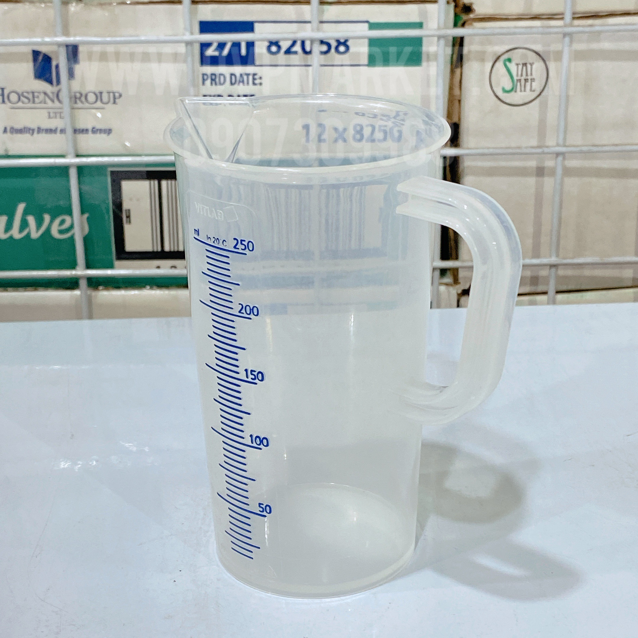 Ca đong nhựa Đức - 250ml