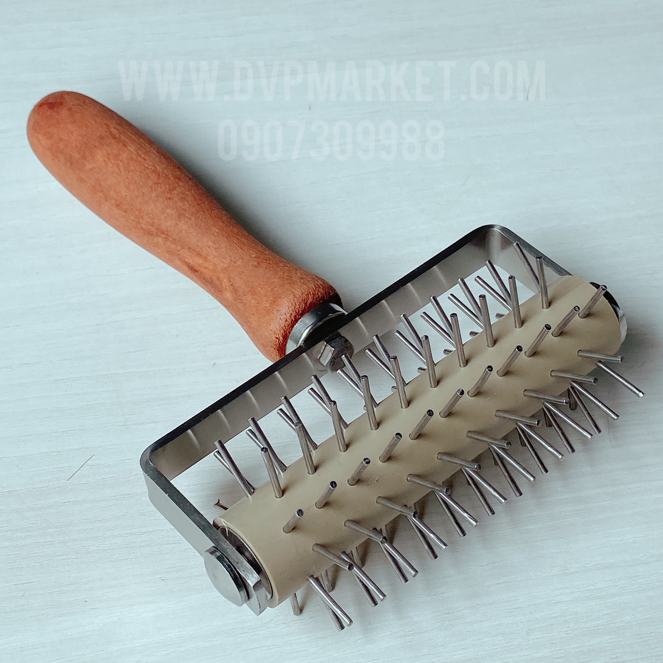 Dụng cụ lăn đinh inox