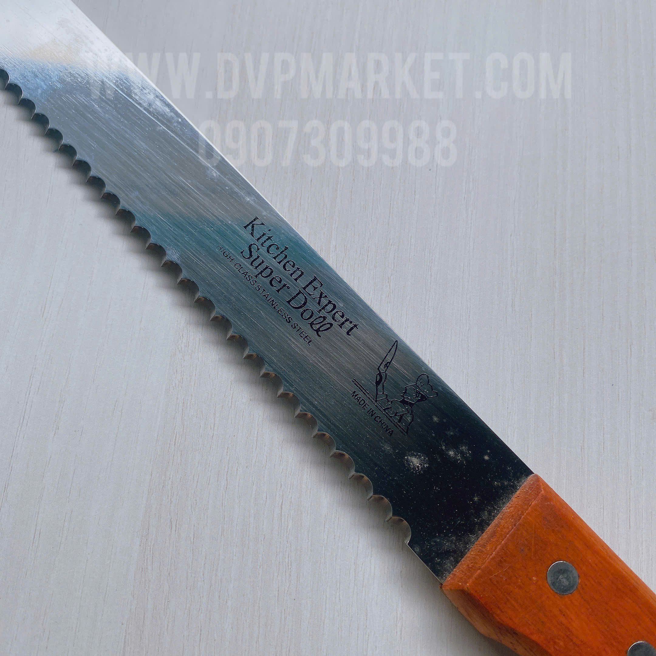 Dao cắt bánh kem - Răng cưa - Cán gỗ (12 inch - 30cm)