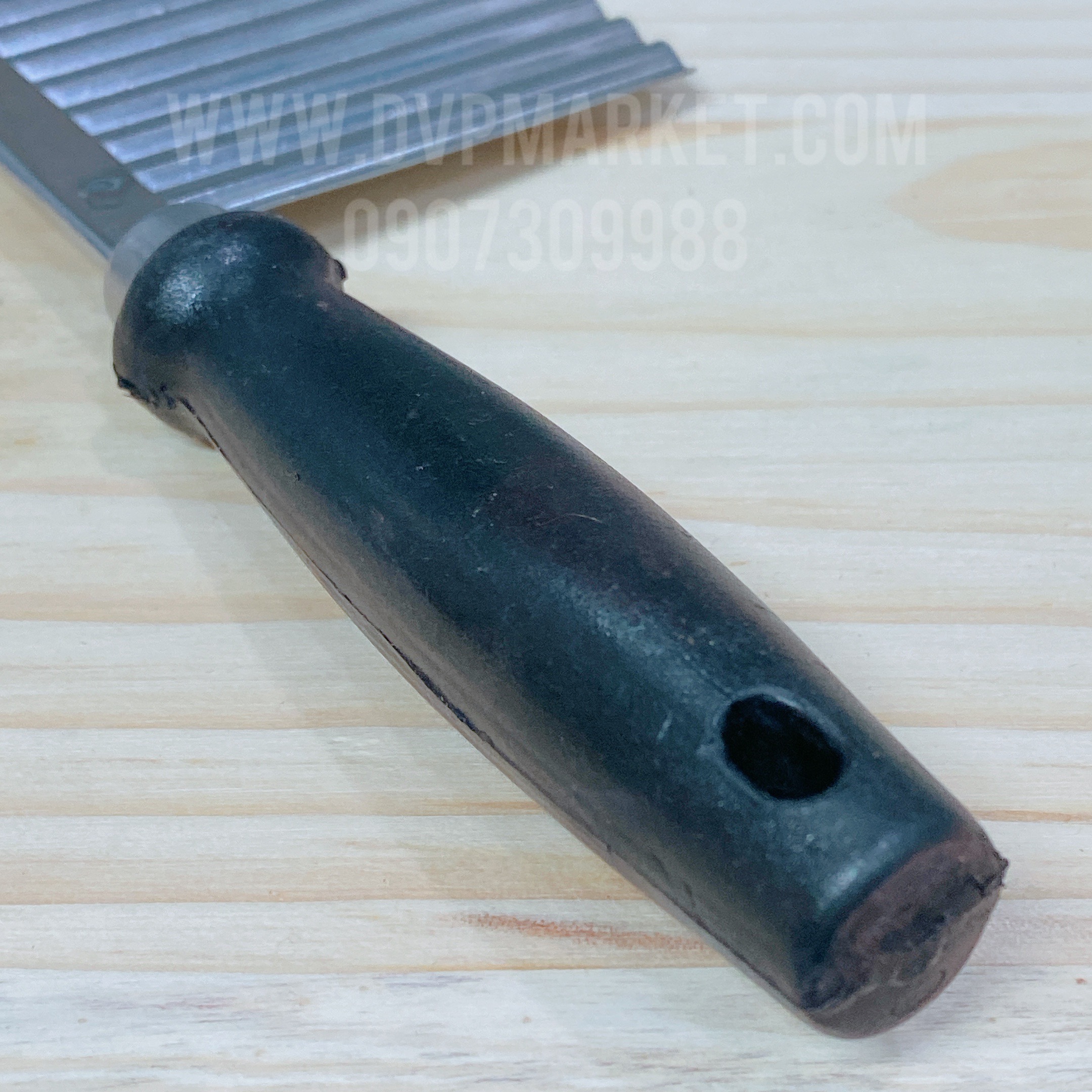 Dao lượn sóng Vạn Lợi ngắn