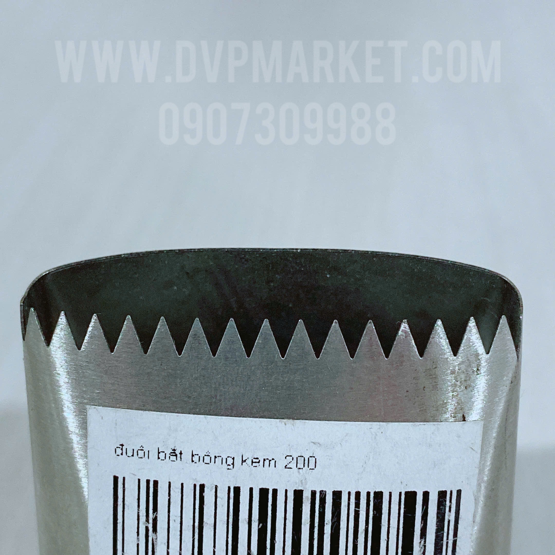 Đuôi bắt bông kem 200