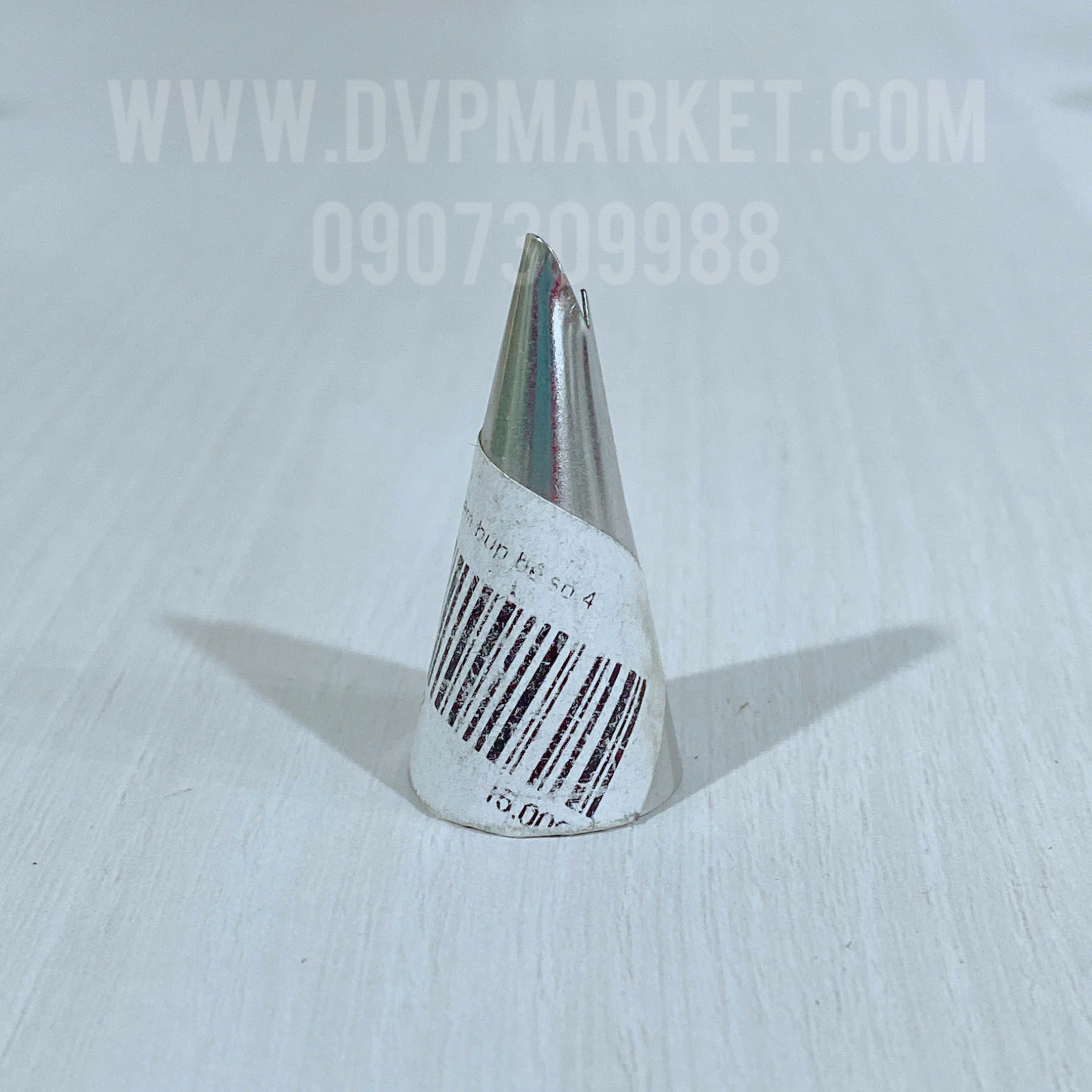 Đuôi bắt bông kem búp bê số 8