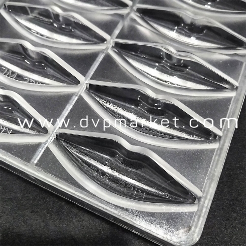 Khuôn socola Shunda môi kiss me 2050