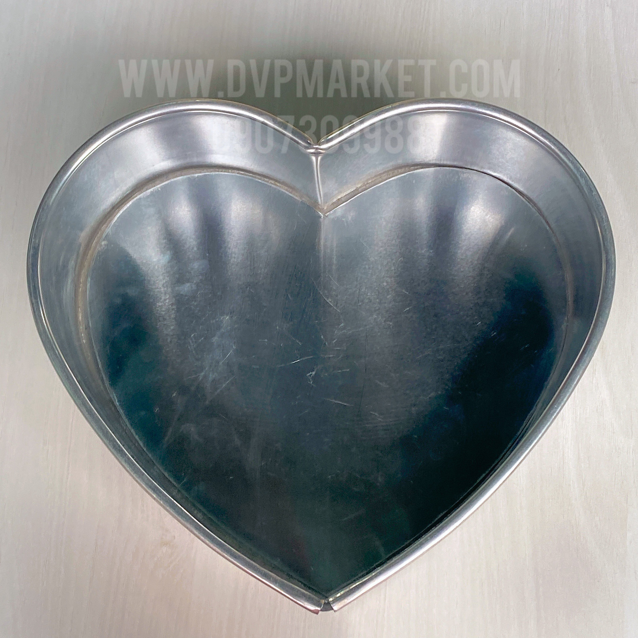 Khuôn nhôm trái tim đáy rời size 30