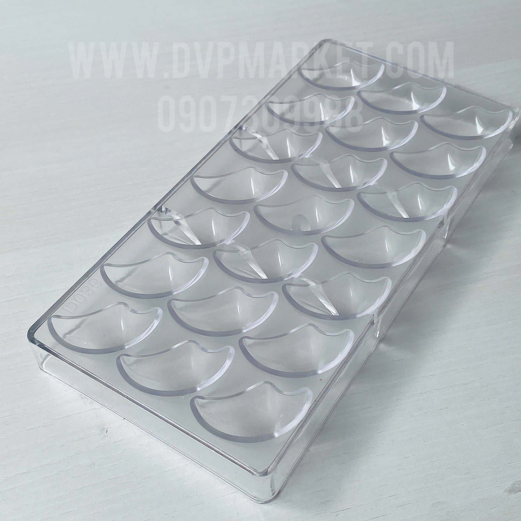 Khuôn socola D036 trăng khuyết