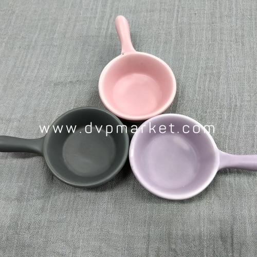 Khuôn ramekin hình sắc màu nhỏ