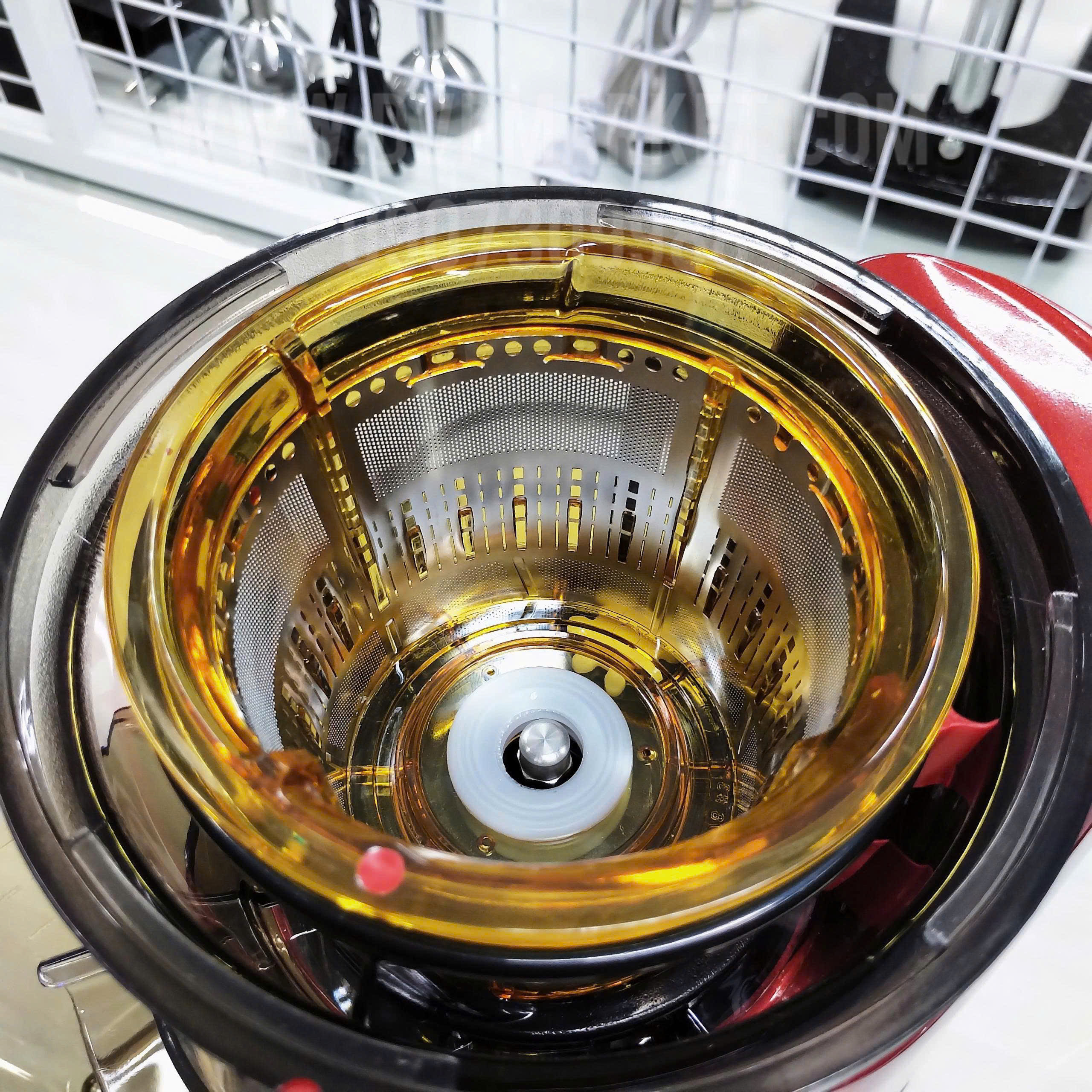 Kuvings C7000 - Máy ép trái cây chậm