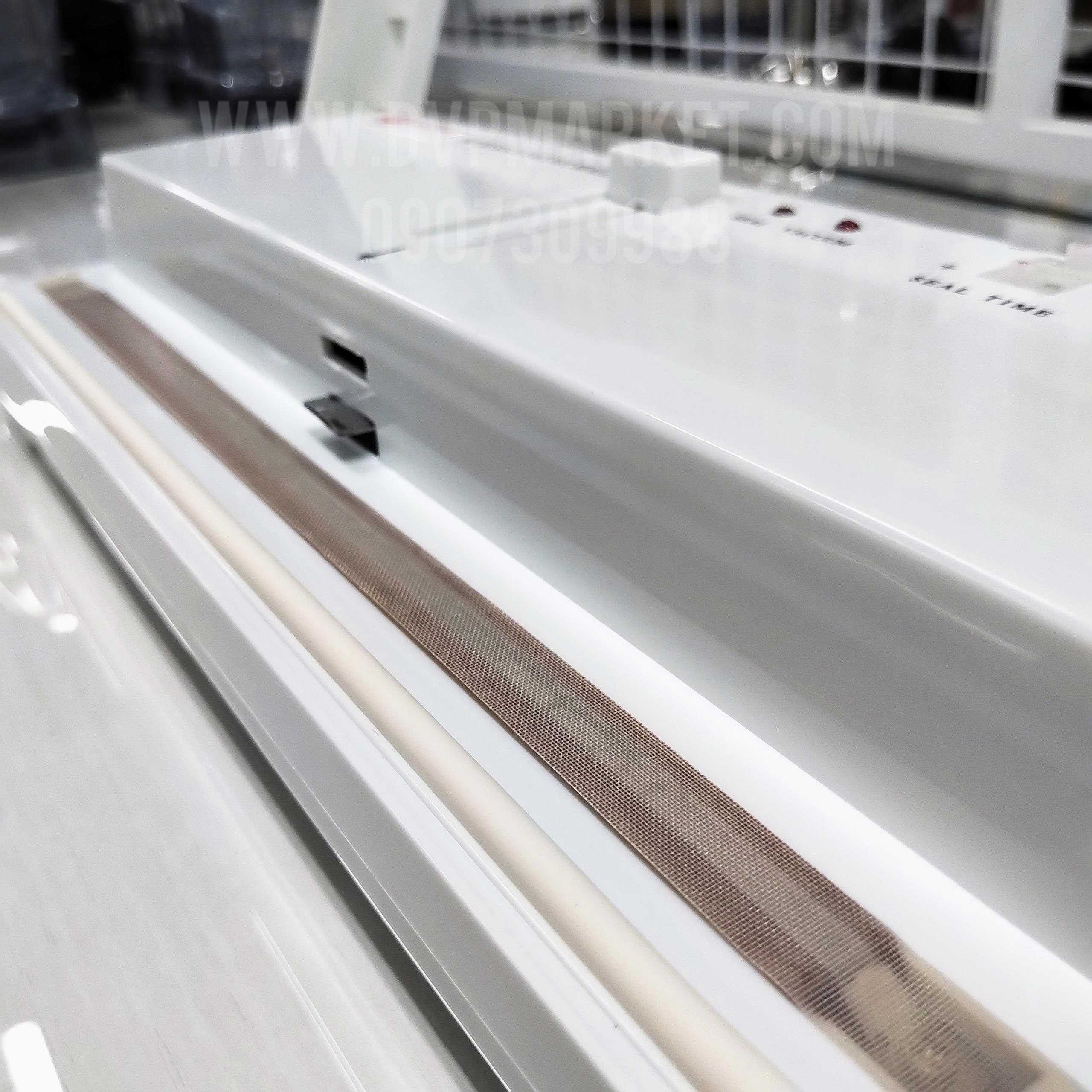 Máy hút chân không DZ 300A