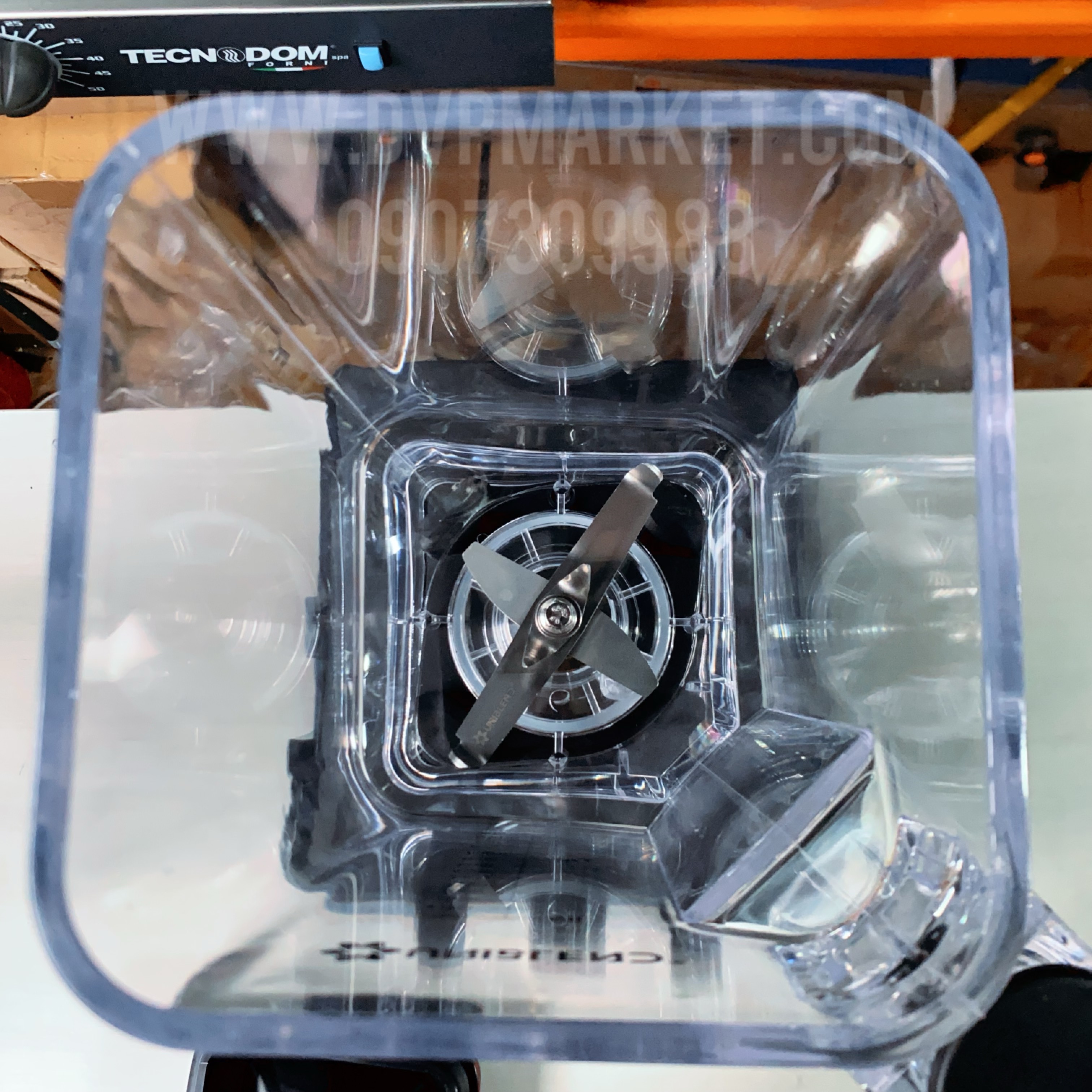 Uniblend - Máy xay sinh tố UB712 - 1680W