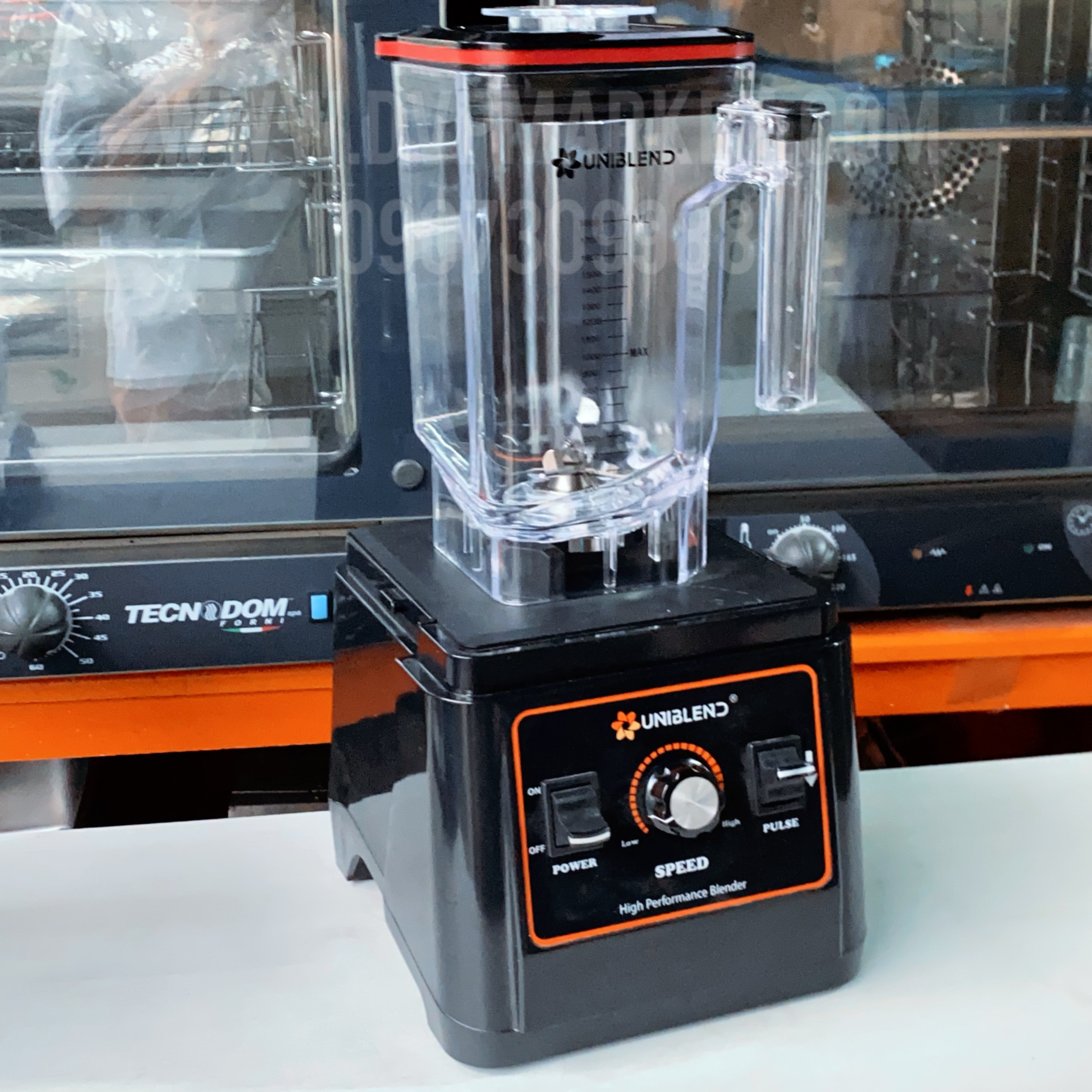 Uniblend - Máy xay sinh tố UB712 - 1680W