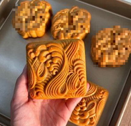 Khuôn nhấn TT lò xo 150g 1 mặt Sóng Nước 2023