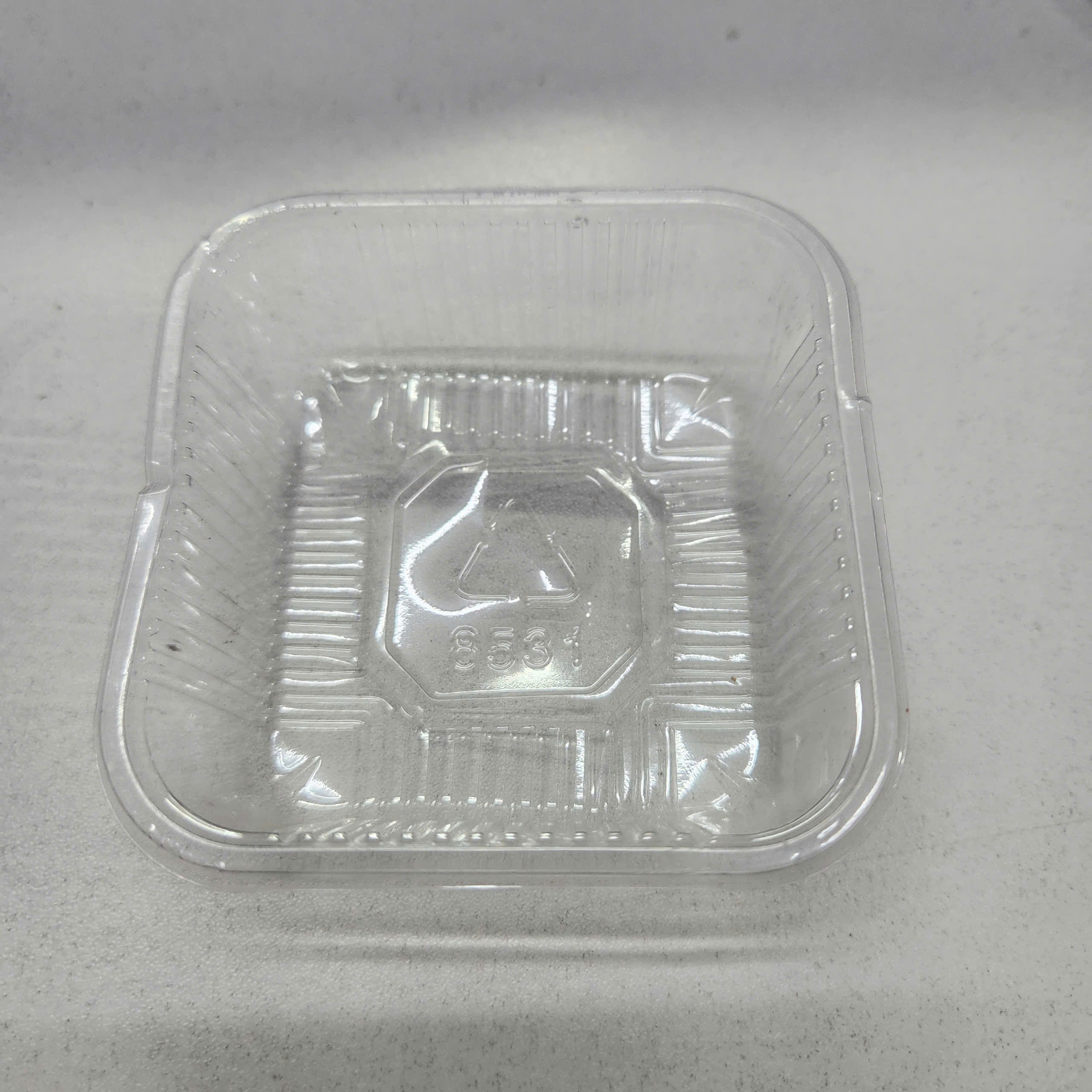 Trung Thu - Khay đựng bánh - Vuông - Trong - Xấp 50c - 8.5 (125g)