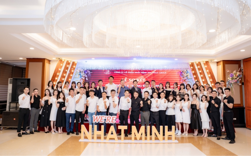 Cảm xúc lắng đọng, tự hào trong Lễ sơ kế hoạt động 6 tháng đầu năm của Nhật Minh Group