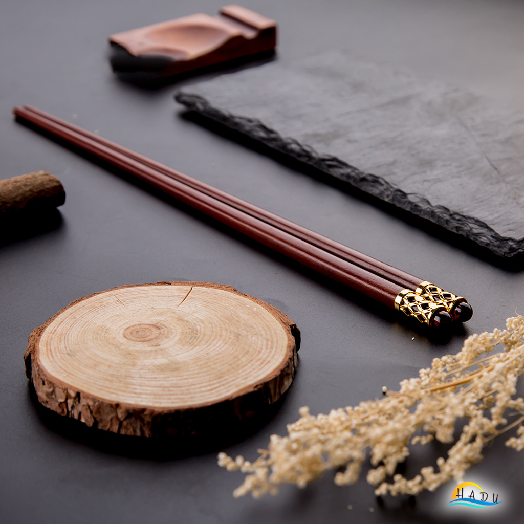 Bộ 10 Đôi Đũa Gỗ Đàn Hương Đỏ HADU, Chống Mốc, Chống Trơn, Dài 25cm