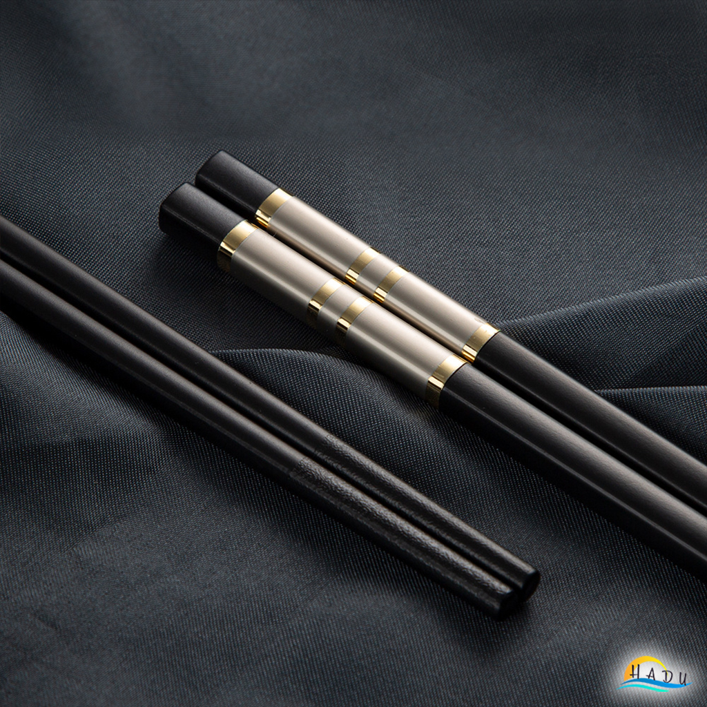 Bộ 10 Đôi Đũa Sợi Thủy Tinh HADU Chống Trơn, Chống Mốc, Màu Đen Bạc, Dài 27.3cm