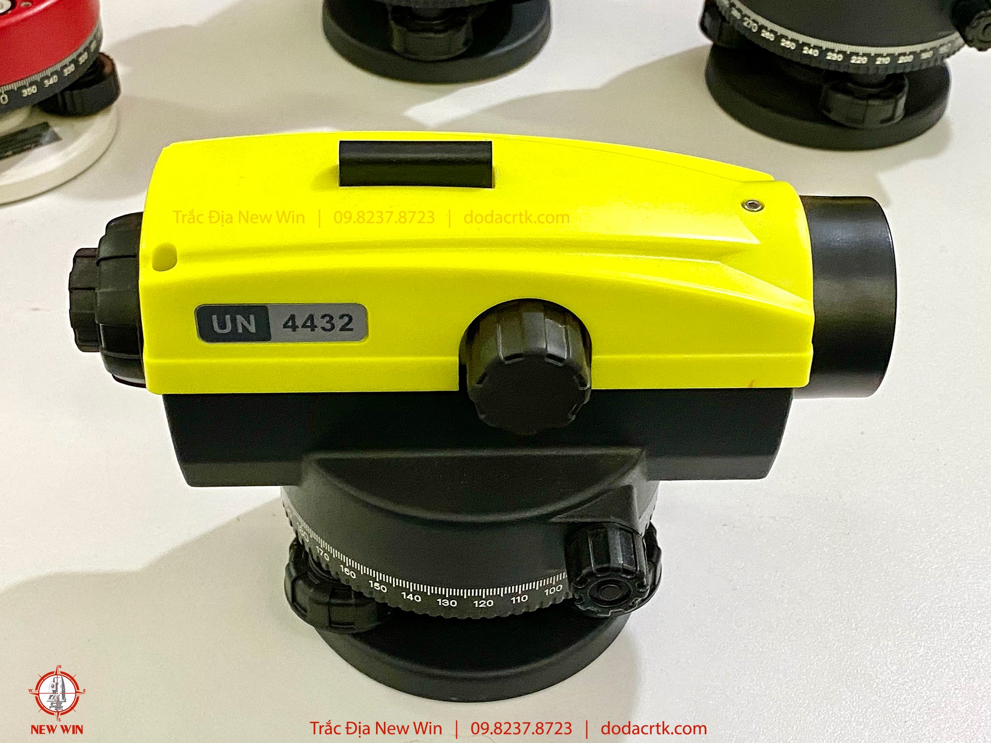 Máy thủy bình tự động giá rẻ Laisai