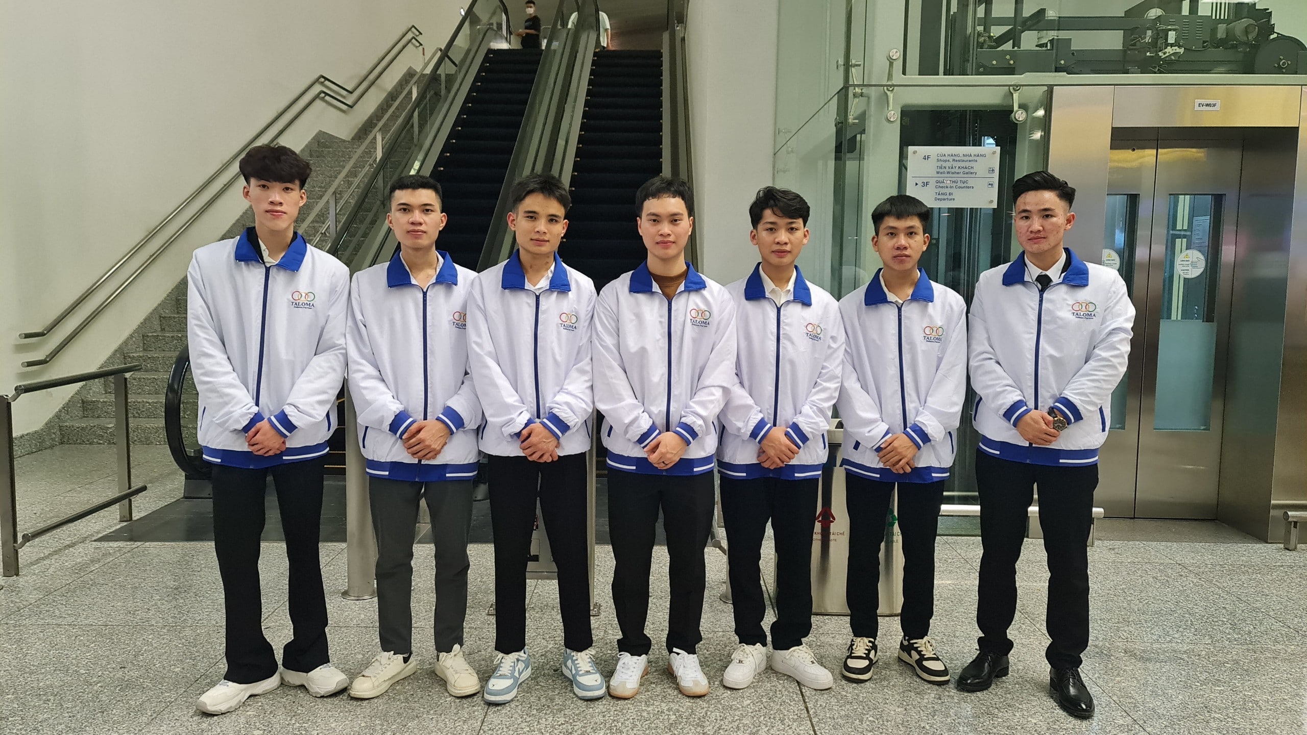 CHÚC CÁC BẠN THỰC TẬP SINH SANG NHẬT BẢN LÀM VIỆC GIỮ GÌN SỨC KHỎE VÀ GẶT HÁI NHIỀU THÀNH CÔNG