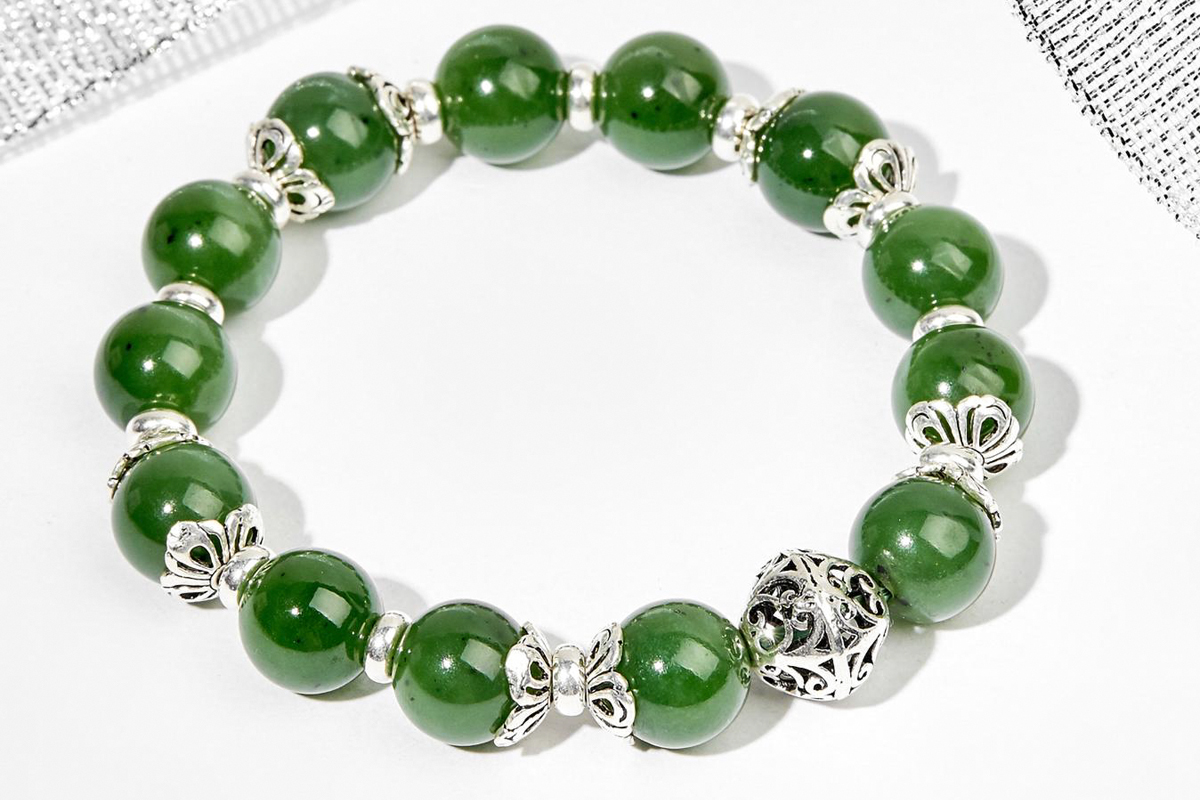 Trang sức đá ứng dụng trong phong thủy