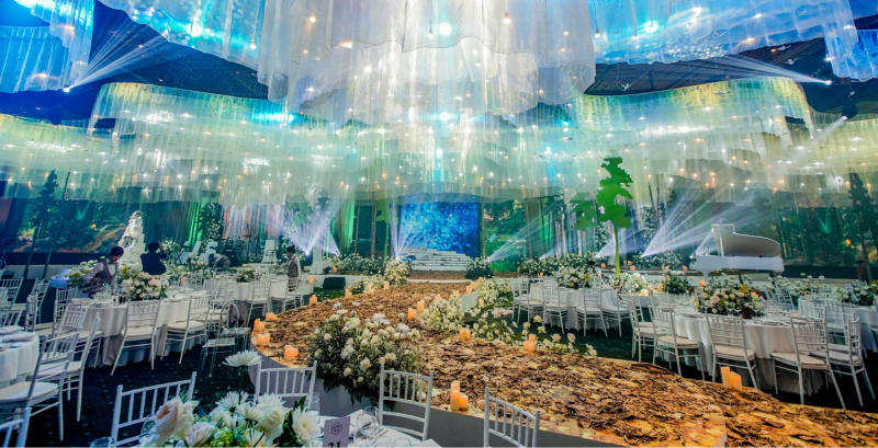 Những lưu ý để thiết kế một không gian nhà hàng tiệc cưới ấn tượng, sang trọng