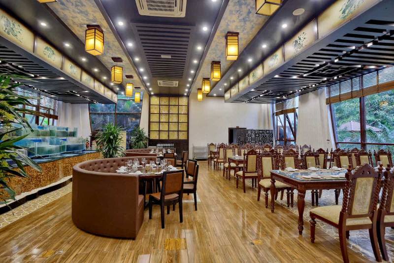 Xác định tập khách hàng phục vụ