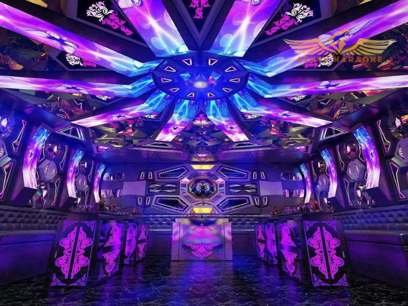 Không gian quán bar vũ trường phòng VIP sang trọng