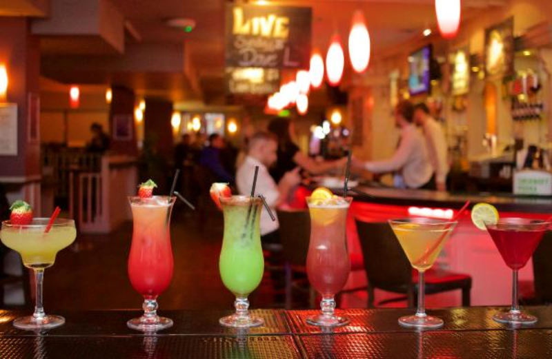Quán bar đặc biệt