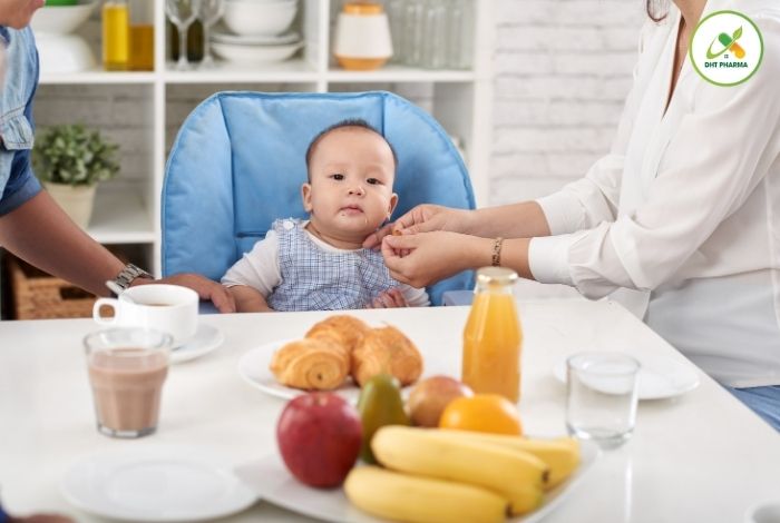trẻ biếng ăn phải làm thế nào