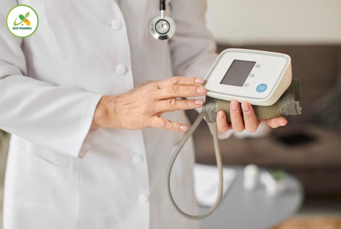 nên mua máy đo huyết áp loại nào