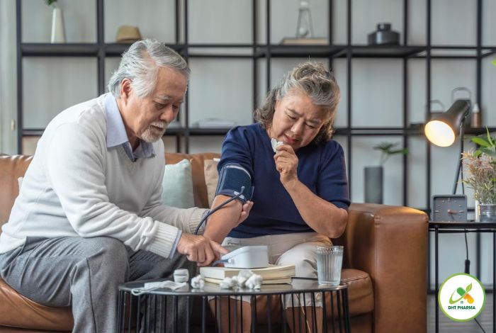 nên mua máy đo huyết áp loại nào