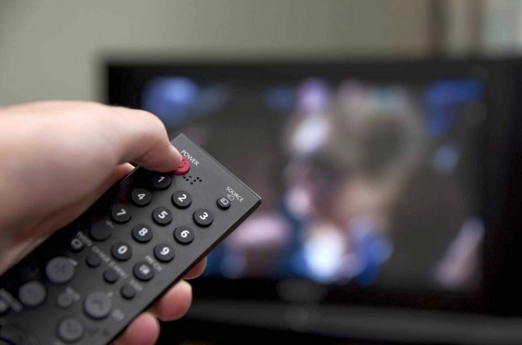  Tình trạng tivi bị nhảy kênh loạn xạ là một lỗi thông thường