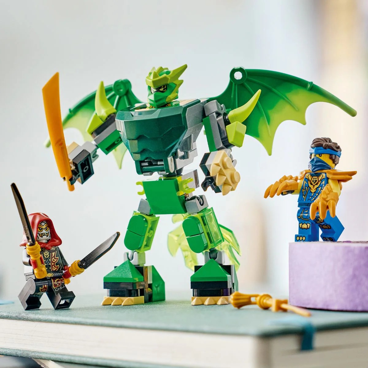 Bộ Mô Hình LEGO Ninjago Chiến Giáp Rồng Của Lloyd #71862