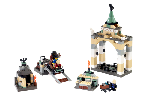 Bộ Mô Hình LEGO Harry Potter: Ngân Hàng Gringotts #4714