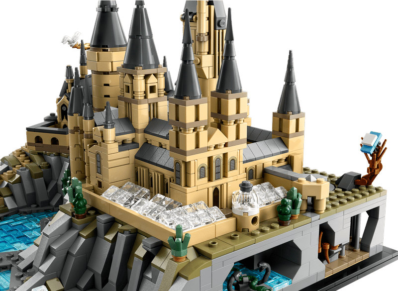 Bộ Mô Hình Lâu Đài Hogwarts Và Khuôn Viên LEGO Harry Potter #76419
