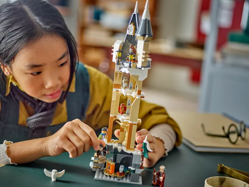 Bộ Mô Hình Lắp Ráp LEGO Tháp Cú Lâu Đài Hogwarts #76430