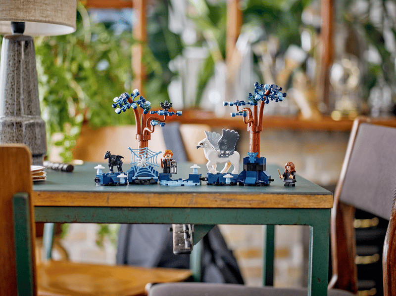 Bộ Mô Hình Lắp Ráp LEGO Rừng Cấm Sinh Vật Huyền Bí #76432
