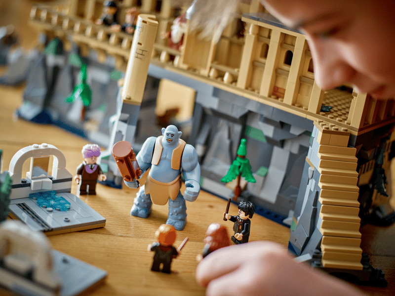 Bộ Mô Hình Lắp Ráp LEGO Harry Potter Đại Sảnh Đường Hogwarts #76435