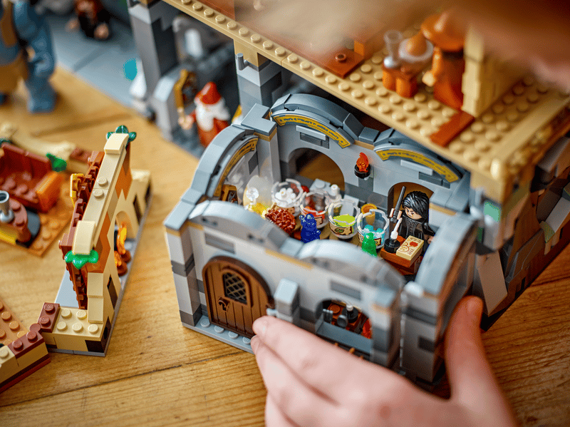 Bộ Mô Hình Lắp Ráp LEGO Harry Potter Đại Sảnh Đường Hogwarts #76435