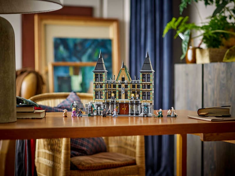 Bộ Mô Hình Lắp Ráp LEGO Harry Potter Phủ Malfoy #76453