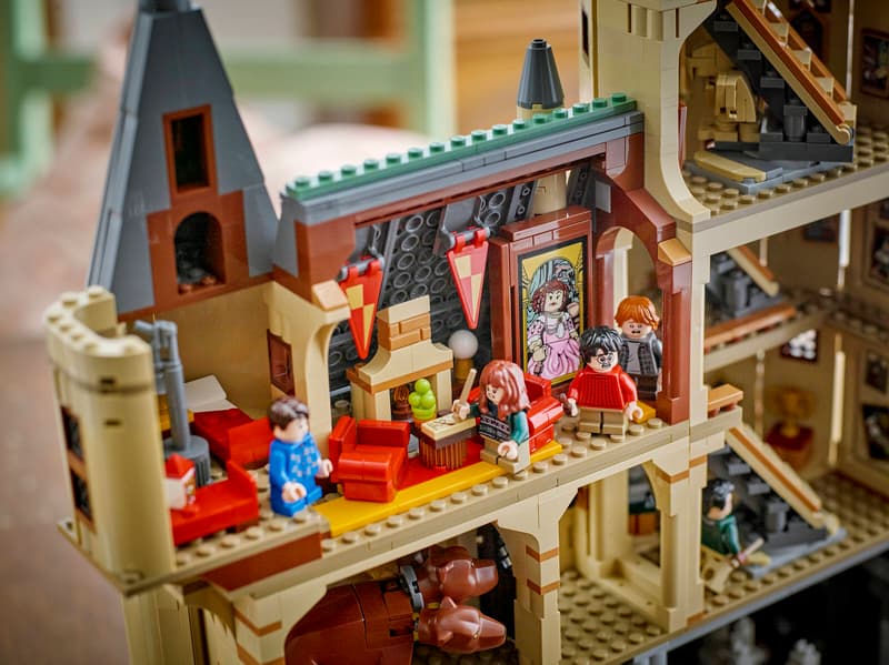 Bộ Mô Hình Lắp Ráp LEGO Harry Potter Tháp Chính Hogwarts #76454
