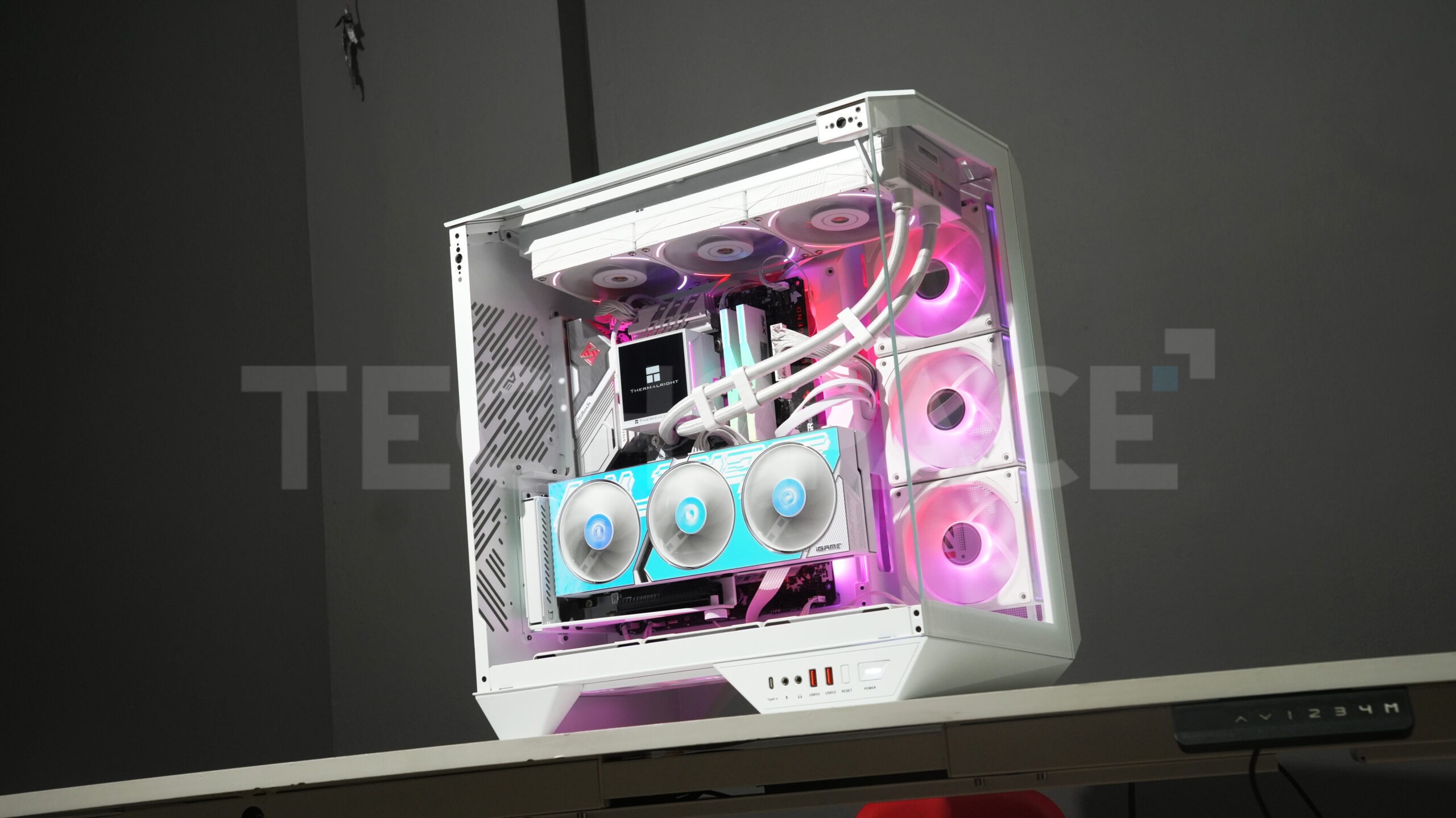 HyperBox PC SNOW WHITE