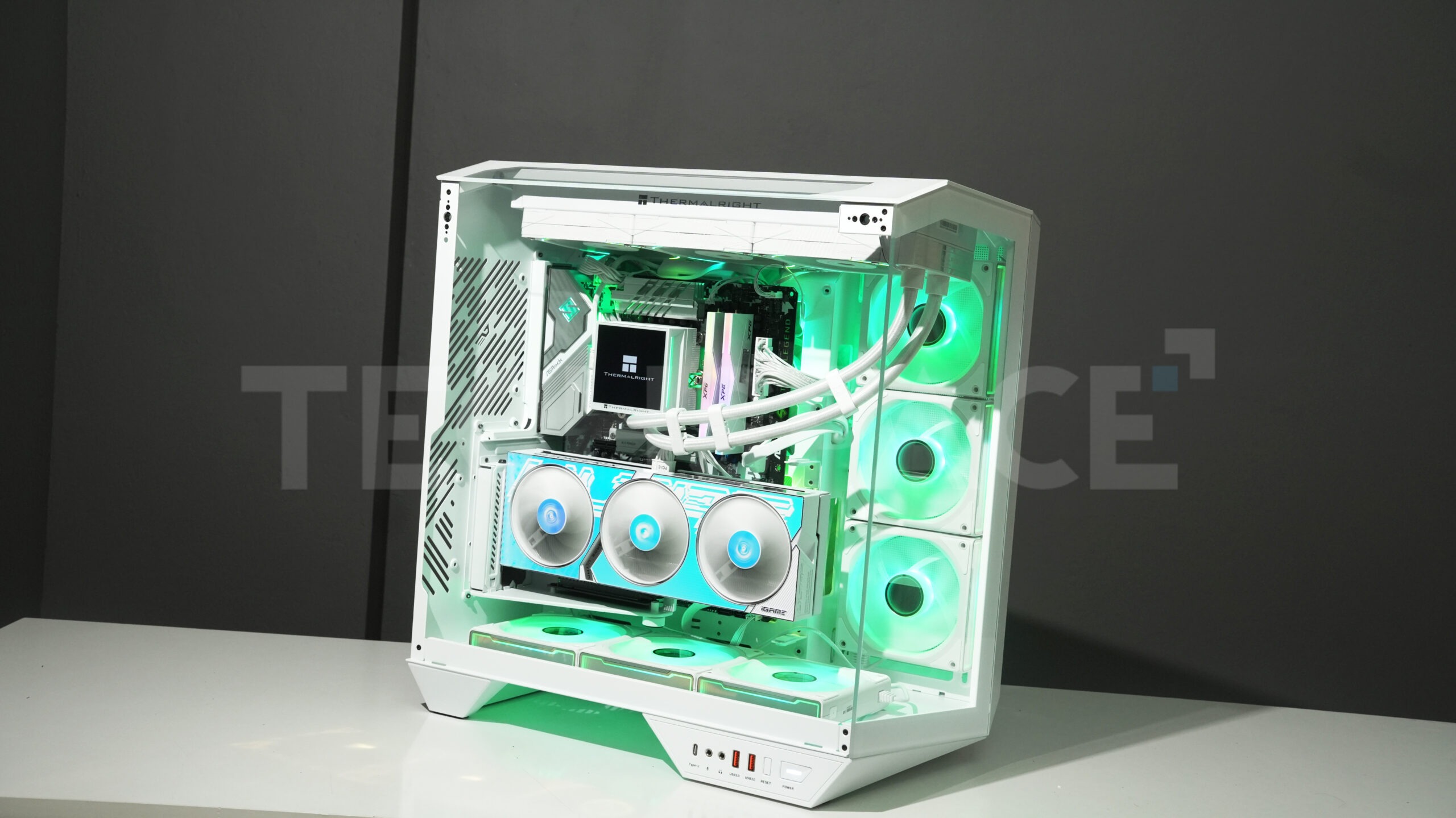 HyperBox PC SNOW WHITE